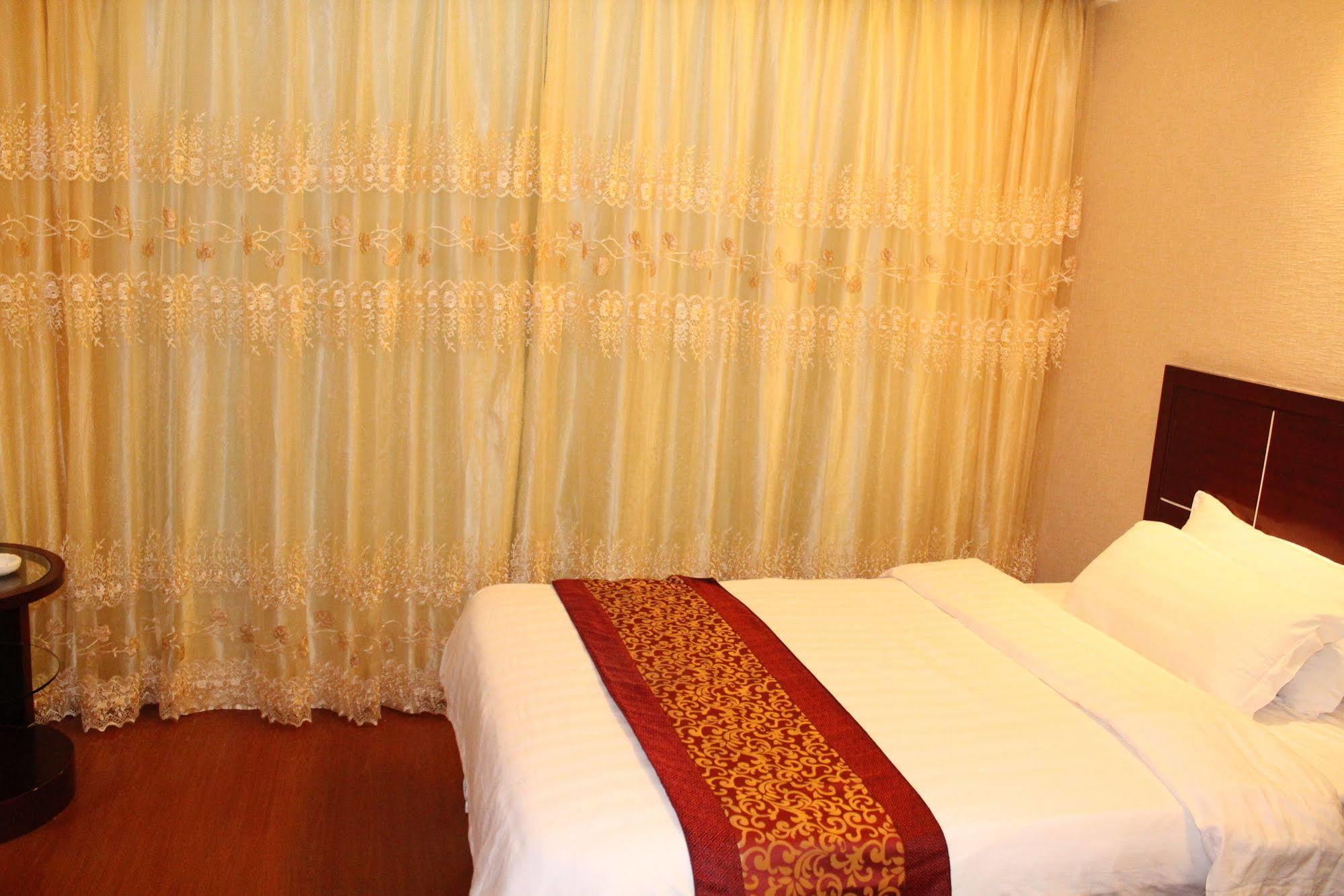 Zhongda Jindu Hotel Kuangcsou Kültér fotó