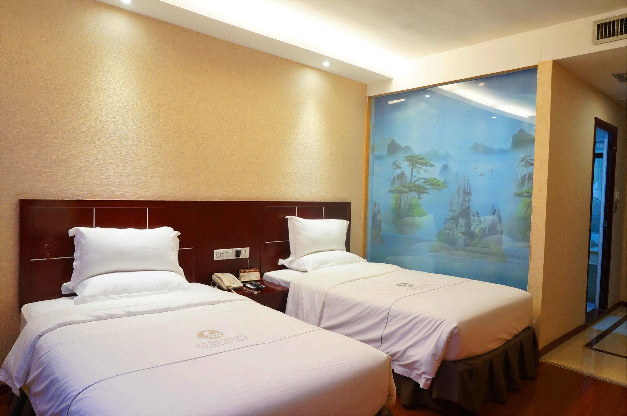 Zhongda Jindu Hotel Kuangcsou Kültér fotó