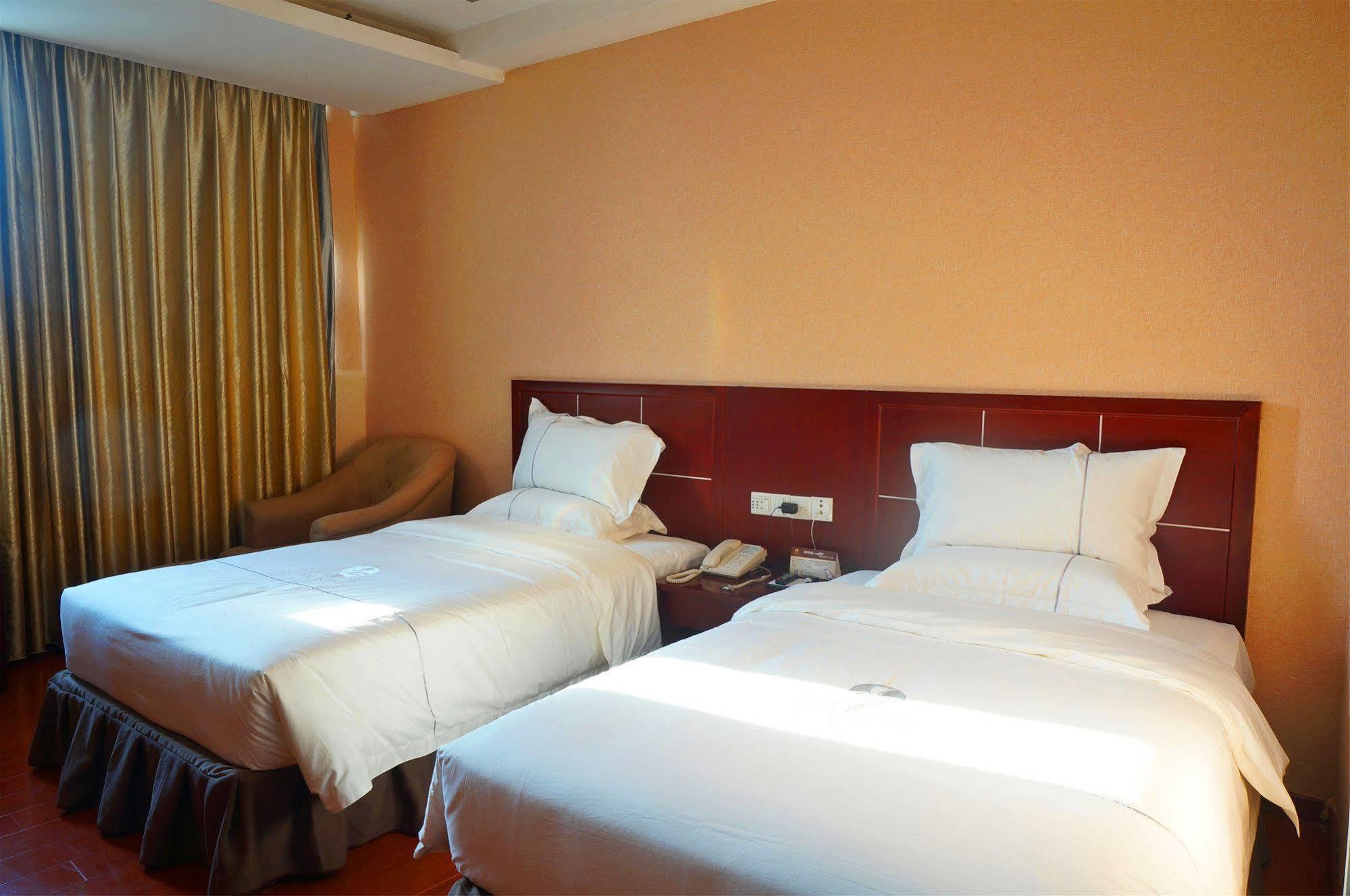Zhongda Jindu Hotel Kuangcsou Kültér fotó