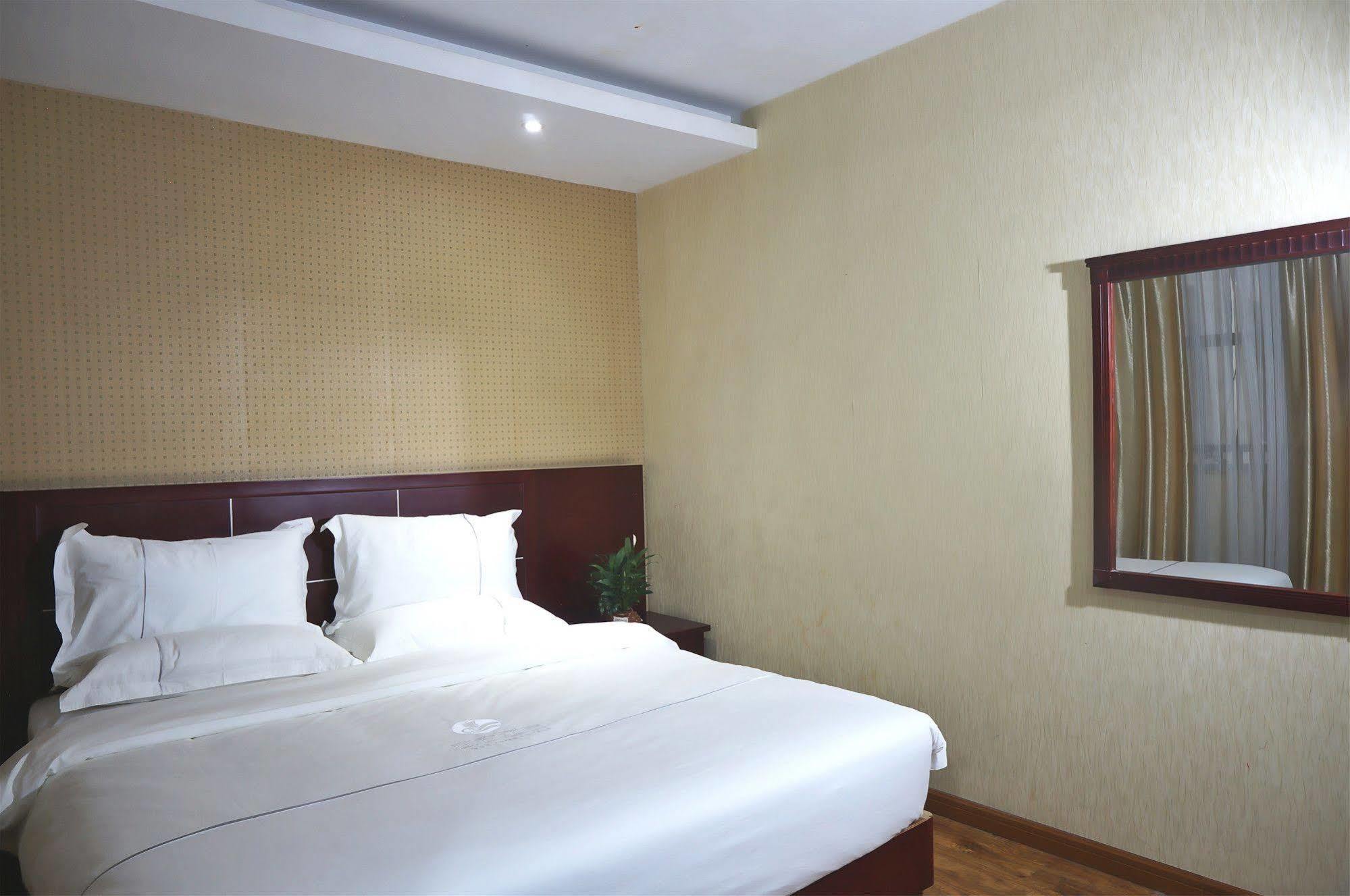 Zhongda Jindu Hotel Kuangcsou Kültér fotó