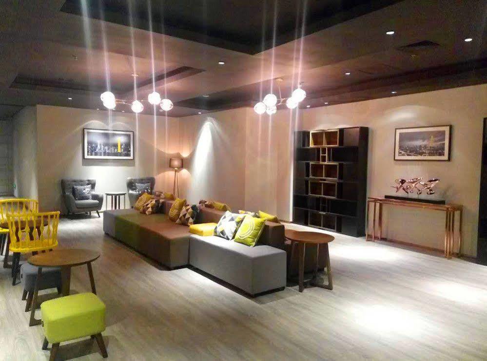 Zhongda Jindu Hotel Kuangcsou Kültér fotó